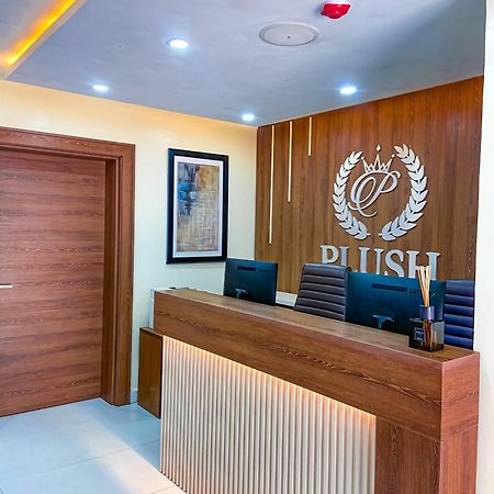 Plush Hotel,Абуджа Екстериор снимка